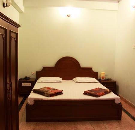 Lloyds Guest House, North Boag Road, T. Nagar Chennai Rum bild